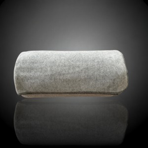 Bed throw rolled 8085