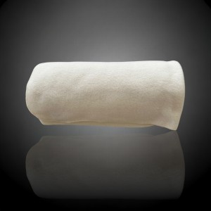 Bed throw rolled 8086