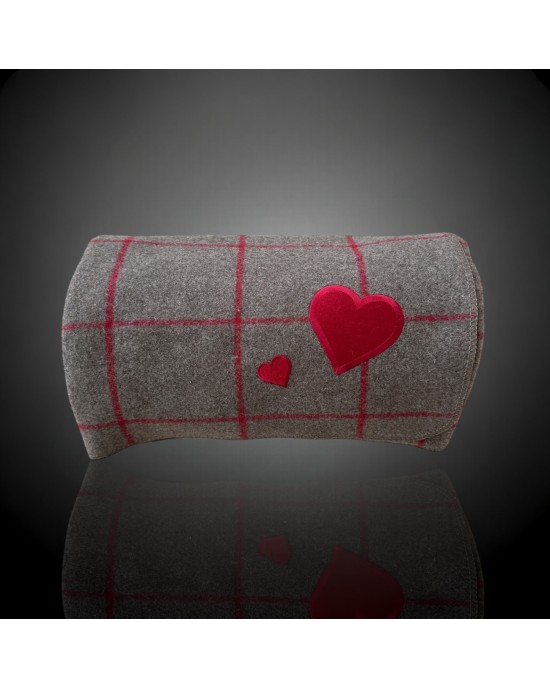 Bed throw rolled 8087 Bed throw rolled 8087