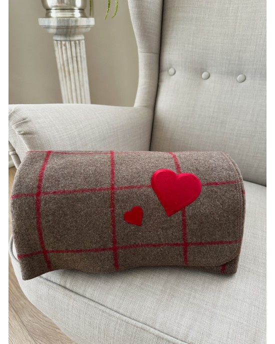 Bed throw rolled 8087 Bed throw rolled 8087