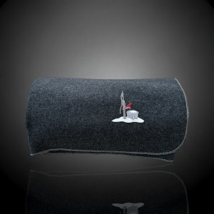 Bed throw rolled 8091