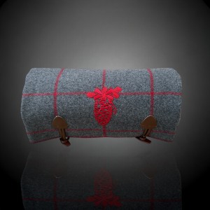 Bed throw rolled 8093