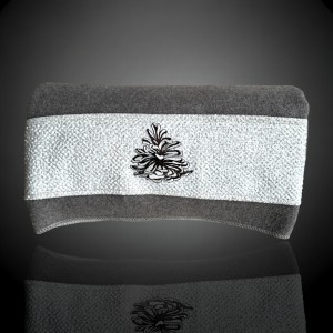 Bed throw rolled 8097